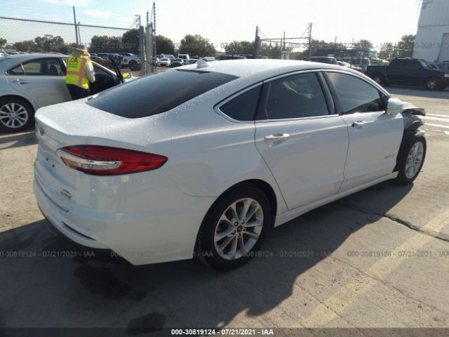 3FA6P0MU6KR154353  ford  2019 IMG 3