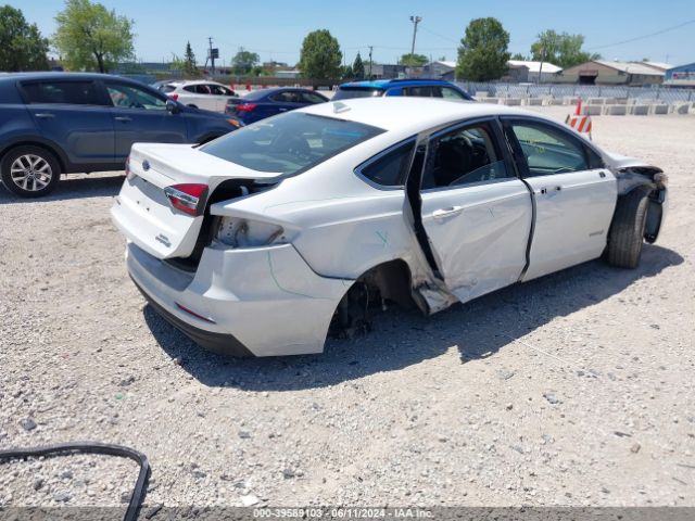 3FA6P0MU8KR110077  ford fusion 2018 IMG 3