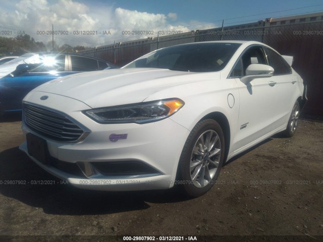 3FA6P0PU3JR204376  ford  2018 IMG 1