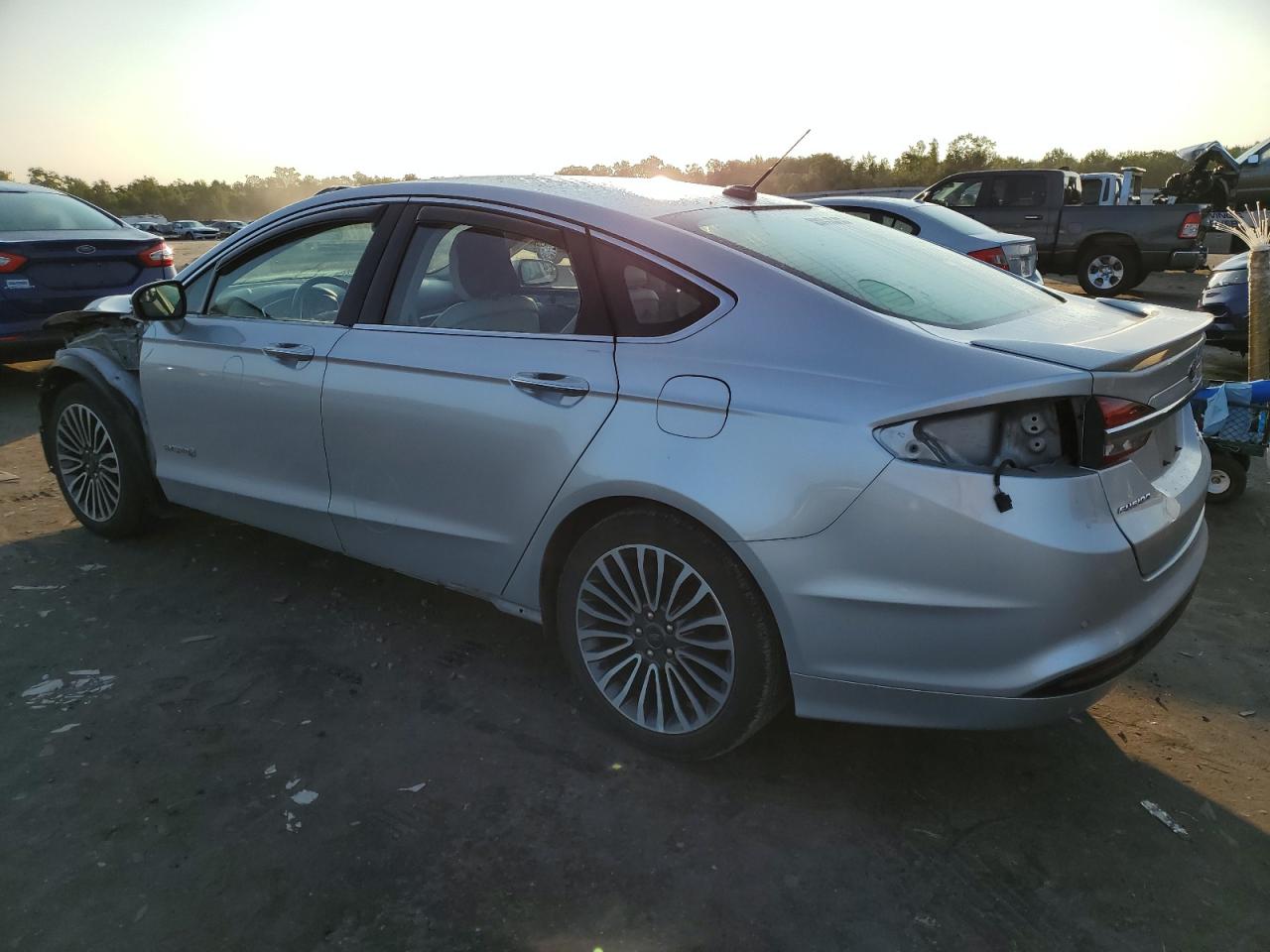 3FA6P0RU4JR235200  ford fusion 2018 IMG 1