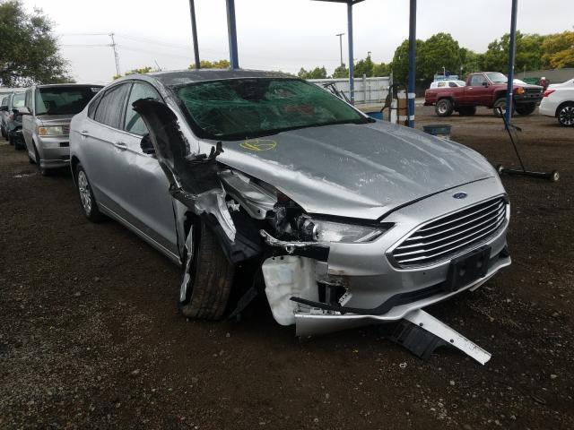 3FA6P0G73KR275668  ford  2019 IMG 0