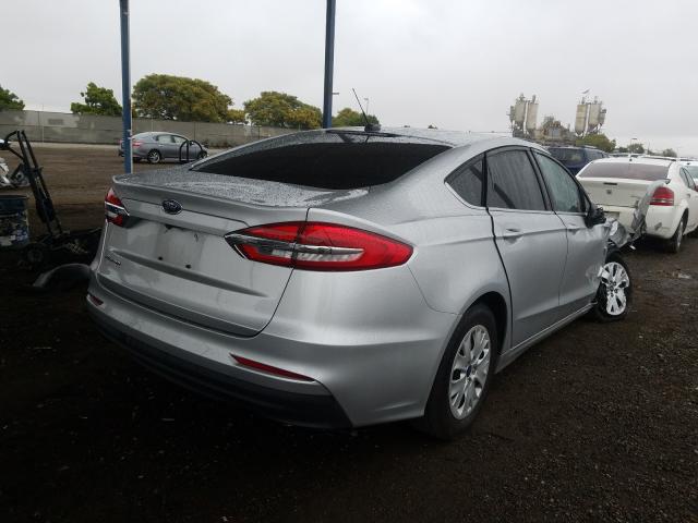 3FA6P0G73KR275668  ford  2019 IMG 3