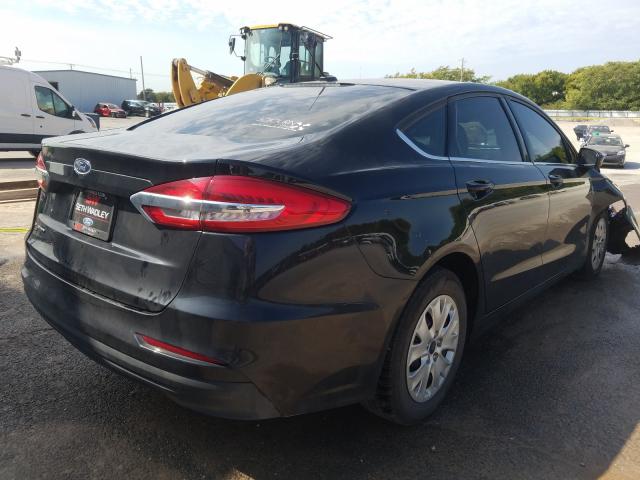 3FA6P0G7XKR282651  ford  2019 IMG 3