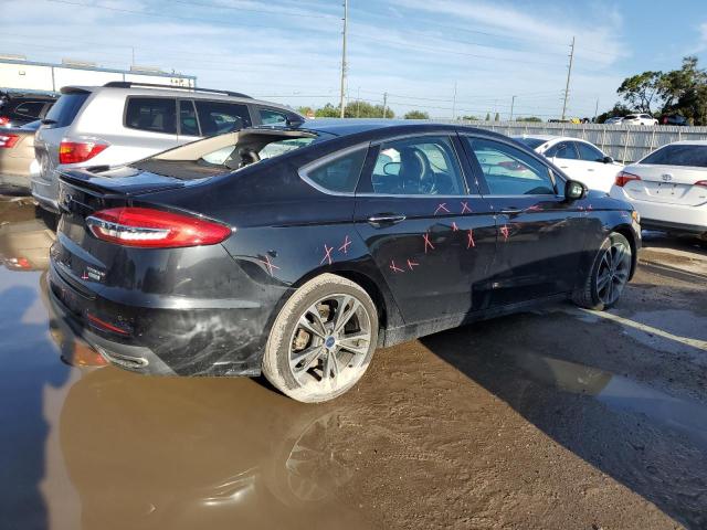 3FA6P0K95KR269816  ford  2019 IMG 2