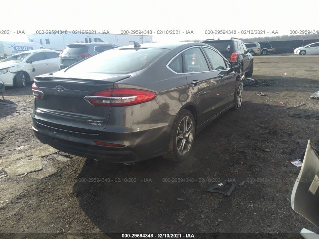 3FA6P0RU5KR243159  ford  2019 IMG 3