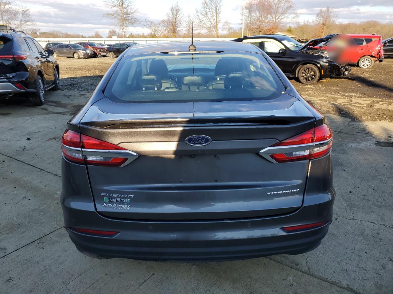 3FA6P0SU0KR228501  ford fusion 2019 IMG 5