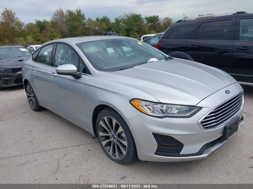3FA6P0T94KR254075  ford fusion 2019 IMG 0