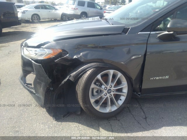 3FA6P0LU2KR148678  ford fusion hybrid 2019 IMG 5