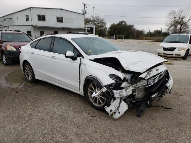 3FA6P0H70HR219372  ford fusion se 2017 IMG 0