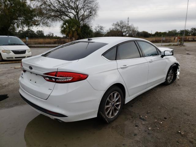 3FA6P0H70HR219372  ford fusion se 2017 IMG 3