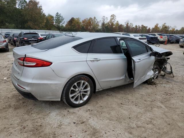 3FA6P0H71KR122396  ford fusion se 2019 IMG 2