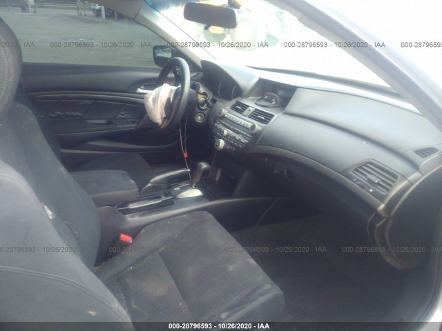 1HGCS1B31CA008418  honda accord cpe 2012 IMG 4