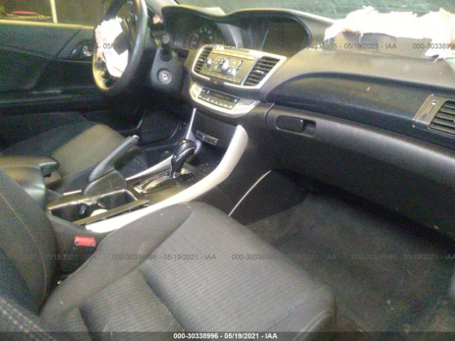 1HGCR2F52FA273897  honda accord sedan 2015 IMG 4