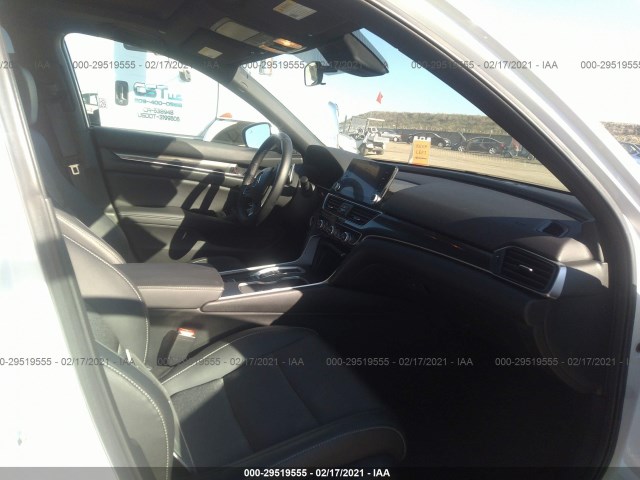 1HGCV2F37KA022183  honda accord sedan 2019 IMG 4