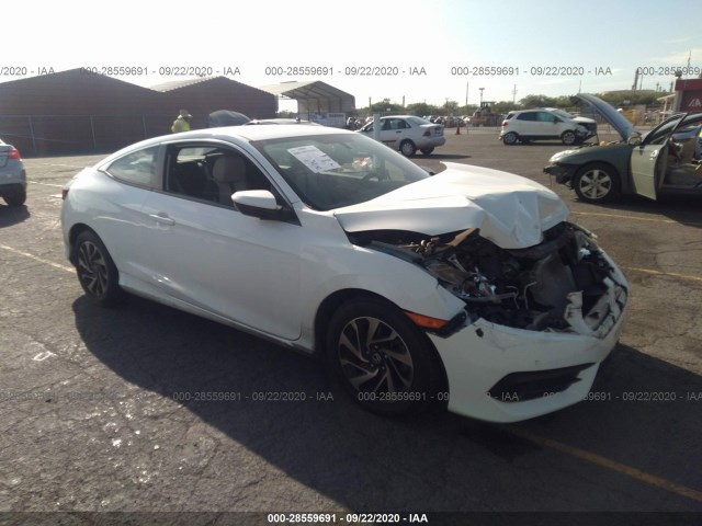 2HGFC4A51HH300299  honda civic coupe 2017 IMG 0