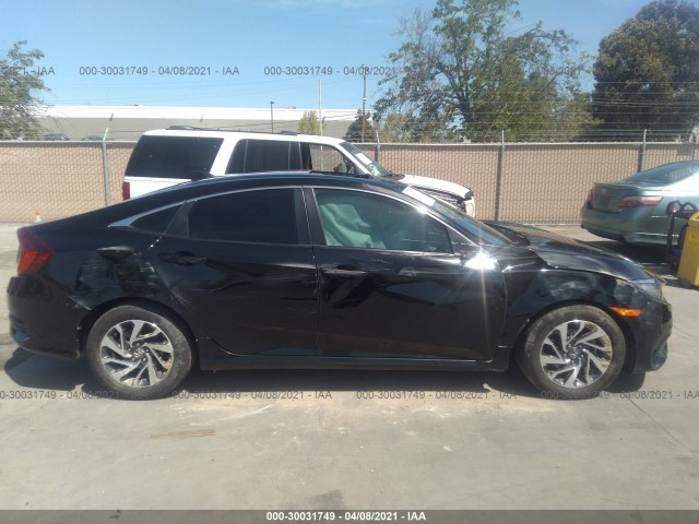 2HGFC2F75JH583939  honda civic sedan 2018 IMG 5