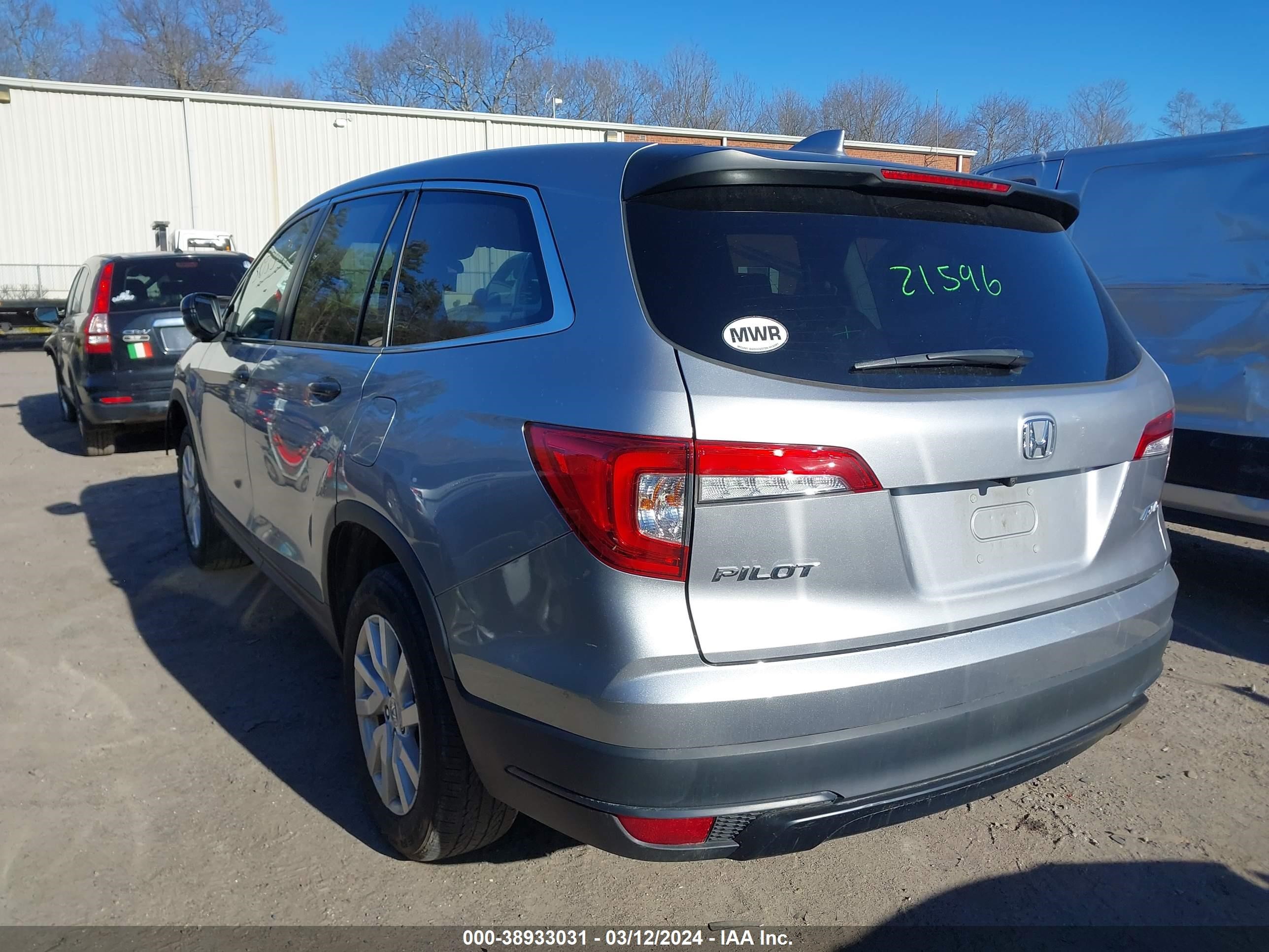 5FNYF6H13KB086846  honda pilot 2019 IMG 2