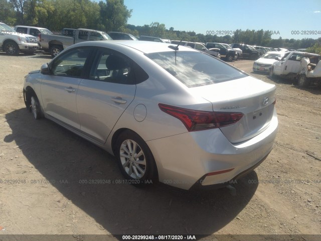 3KPC24A32JE018371  hyundai accent 2018 IMG 2