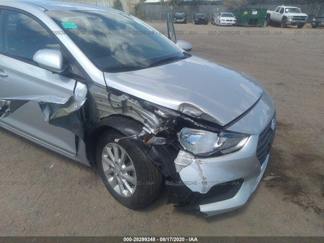 3KPC24A32JE018371  hyundai accent 2018 IMG 5