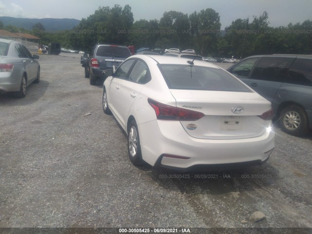 3KPC24A35JE026240  hyundai accent 2018 IMG 2