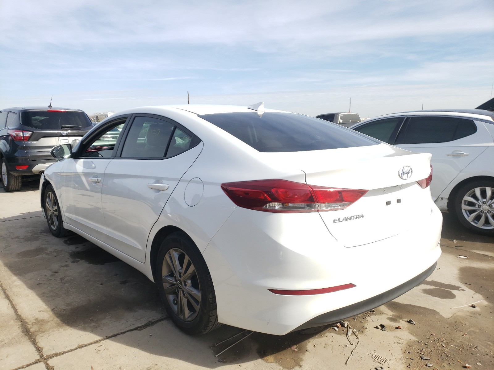 5NPD84LF3HH055364  hyundai elantra 2016 IMG 2