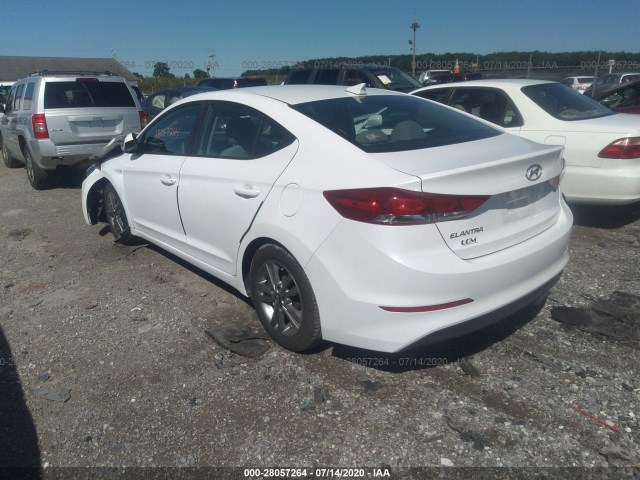 5NPD84LF9HH025351  hyundai elantra 2017 IMG 2