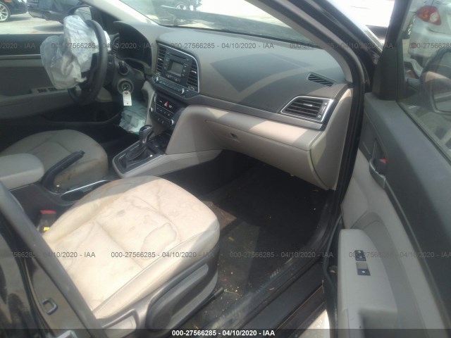 KMHD74LF8HU149826  hyundai elantra 2017 IMG 4