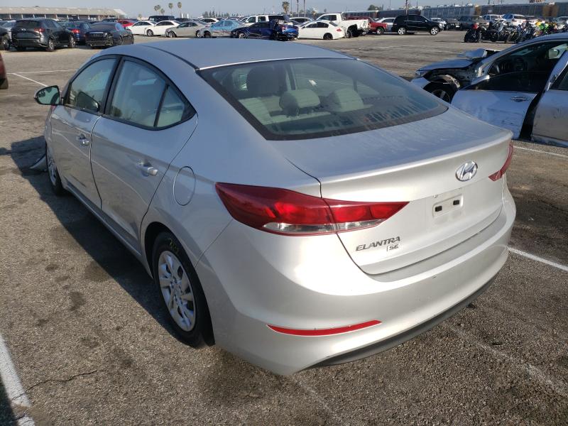 5NPD74LF3JH215770  hyundai  2018 IMG 2