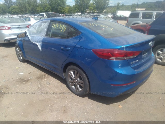 5NPD84LF2HH001425  hyundai elantra 2017 IMG 2