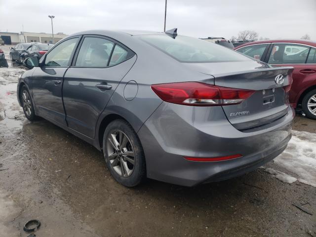 5NPD84LF2JH295530  hyundai  2018 IMG 2