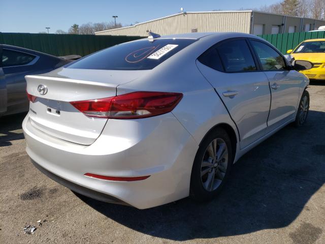 5NPD84LF4JH292788  hyundai  2018 IMG 3