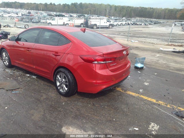 5NPD84LF9HH153282  hyundai elantra 2017 IMG 2