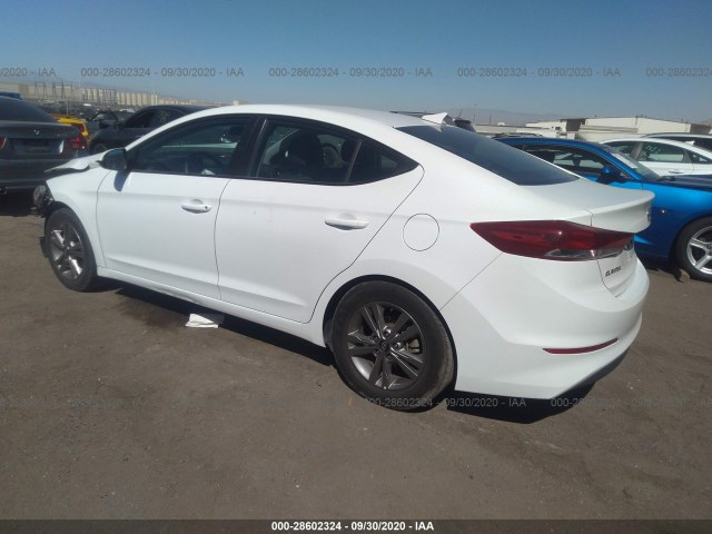 5NPD84LFXJH269497  hyundai elantra 2018 IMG 2