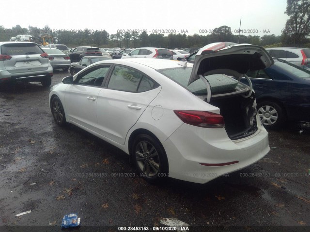 5NPD84LF3JH382532  hyundai elantra 2018 IMG 2