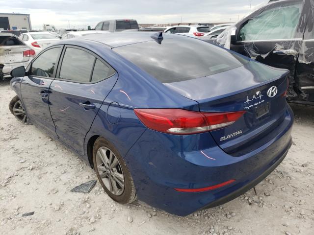 5NPD84LF4JH368199  hyundai  2018 IMG 2