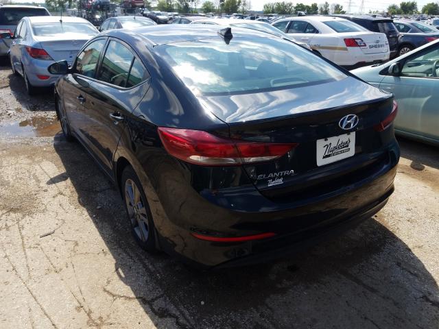 5NPD84LF5JH358667  hyundai  2018 IMG 2