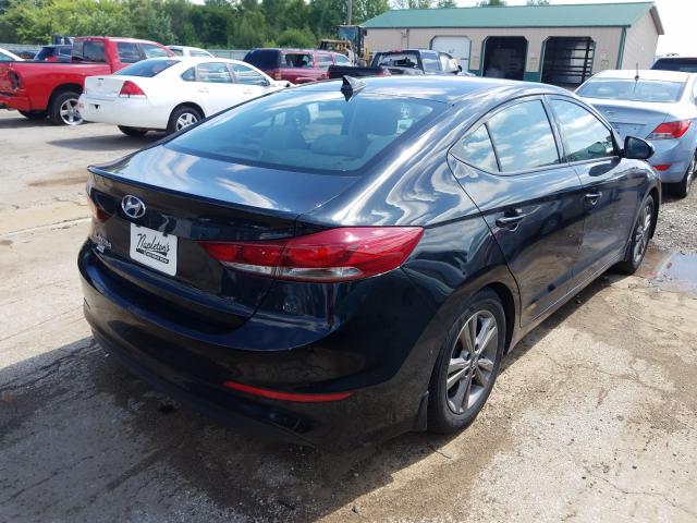 5NPD84LF5JH358667  hyundai  2018 IMG 3