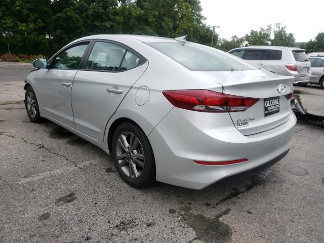 5NPD84LF7JH261115  hyundai  2018 IMG 2