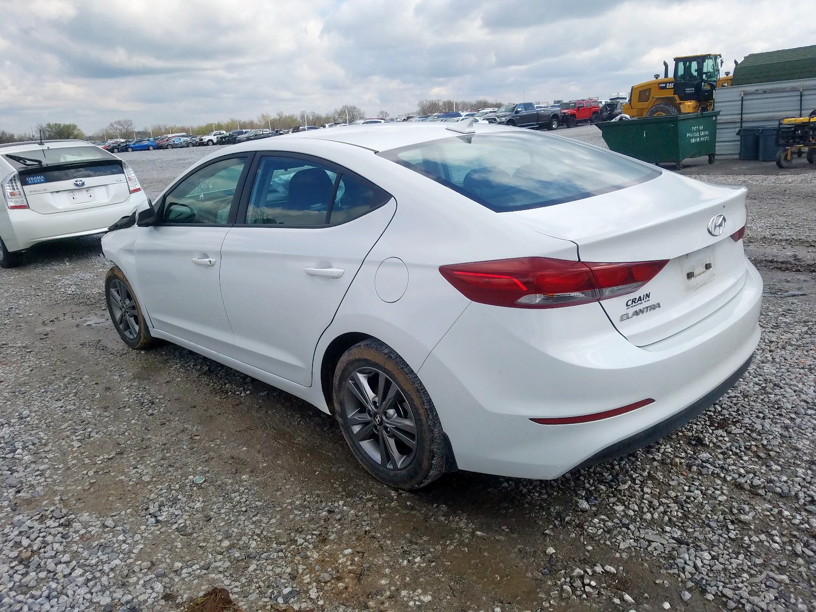 5NPD84LF7JH320289  hyundai  2018 IMG 2