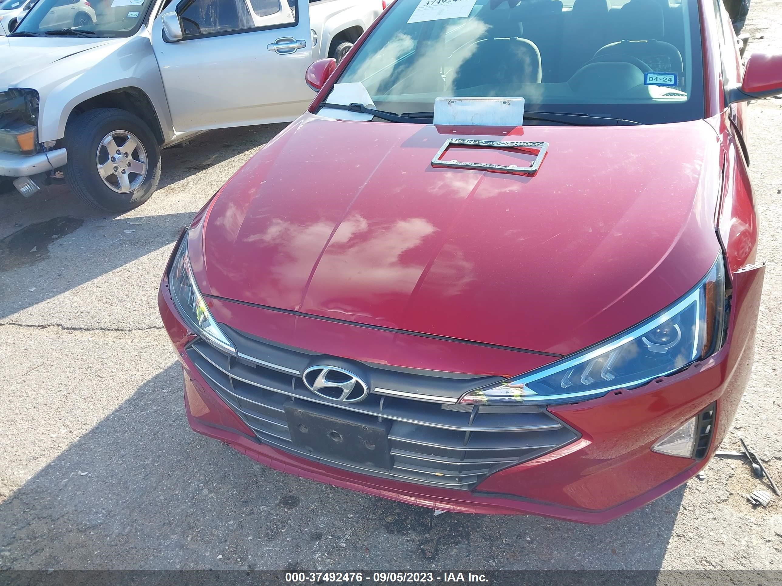 KMHD84LF3KU737184  hyundai elantra 2019 IMG 5