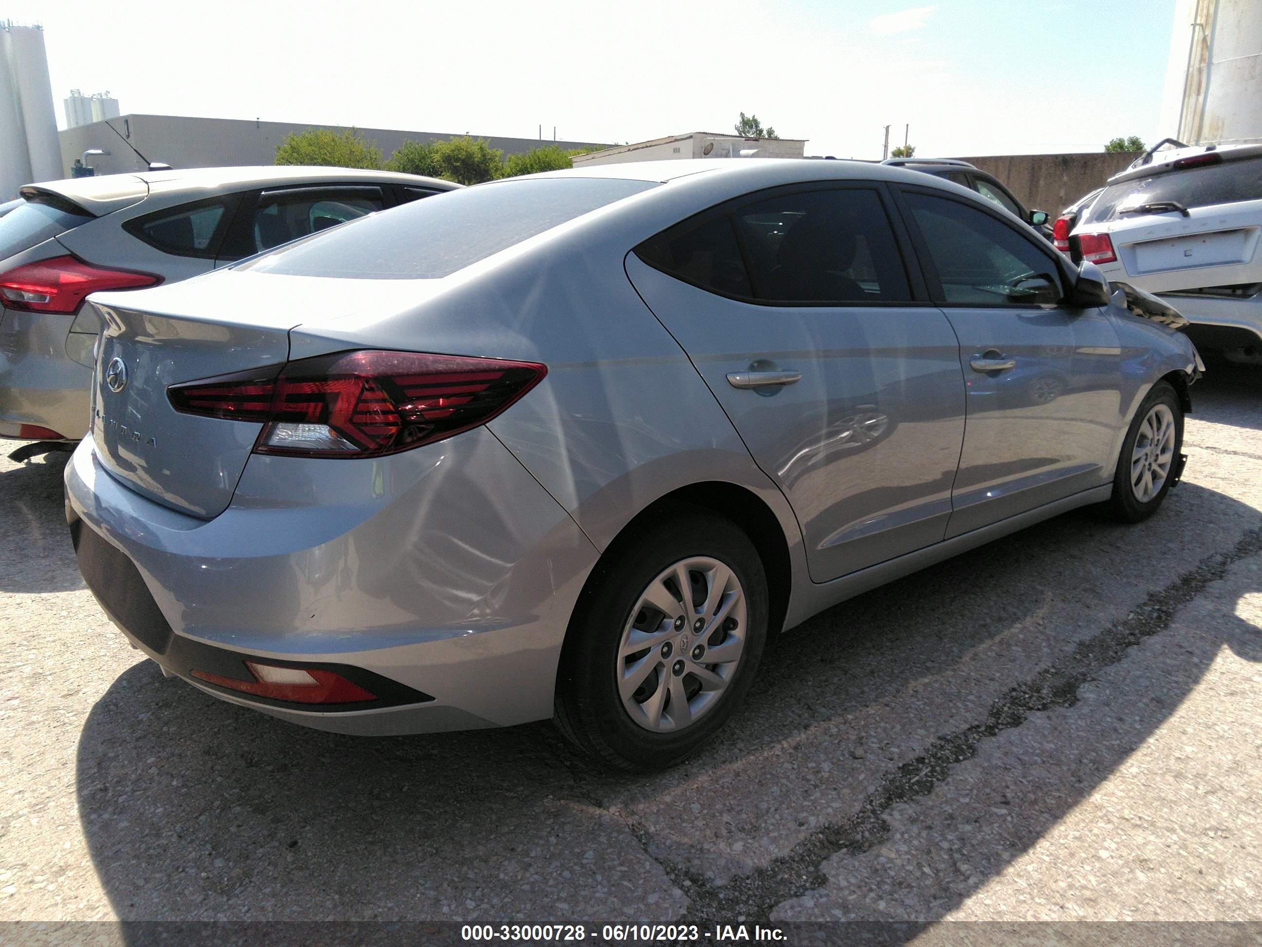 KMHD74LF6LU943278  hyundai elantra 2019 IMG 3