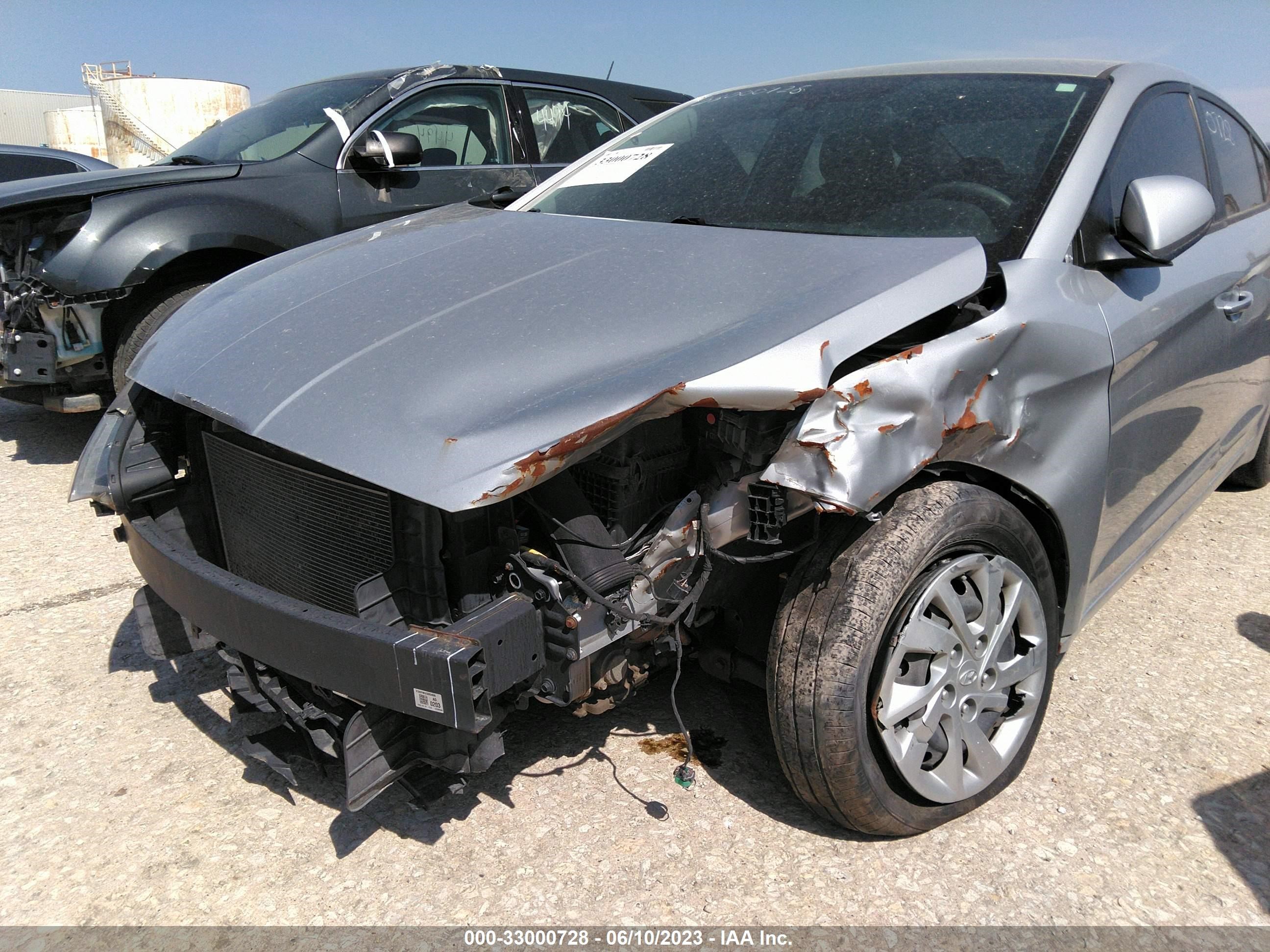 KMHD74LF6LU943278  hyundai elantra 2019 IMG 5