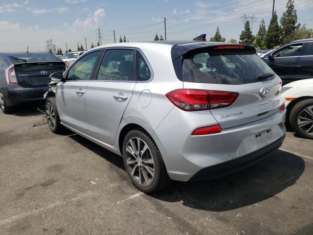 KMHH35LE2JU075870  hyundai elantra gt 2018 IMG 2