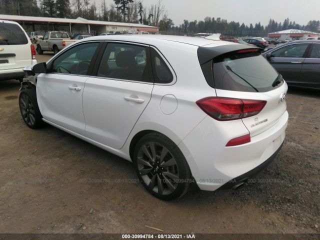 KMHH55LC6JU022257  hyundai elantra gt 2018 IMG 2