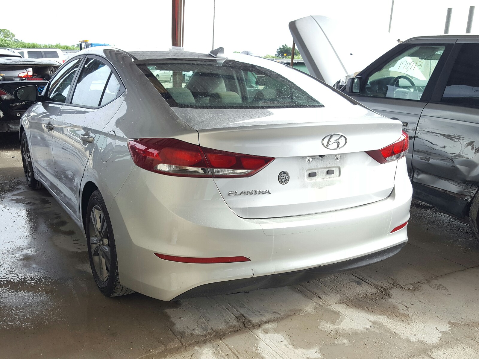 5NPD84LF9HH043851  hyundai elantra se 2017 IMG 2