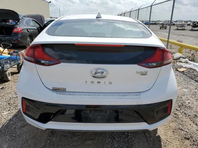 KMHC65LC3HU047196  hyundai  2017 IMG 5