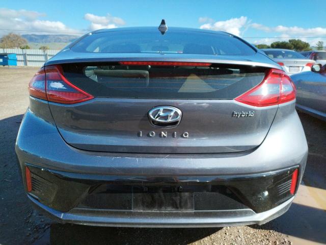 KMHC75LC1HU058145  hyundai  2017 IMG 5