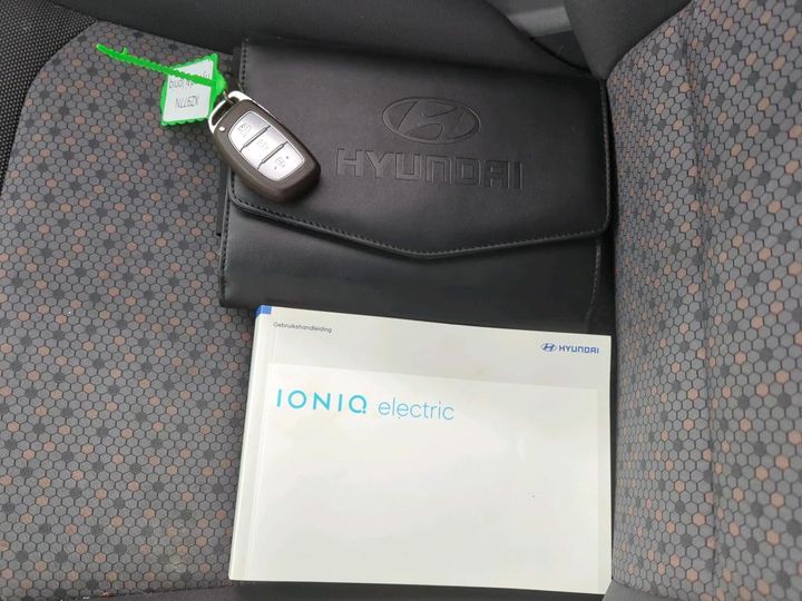 KMHC751HFKU046875  hyundai ioniq 2019 IMG 3