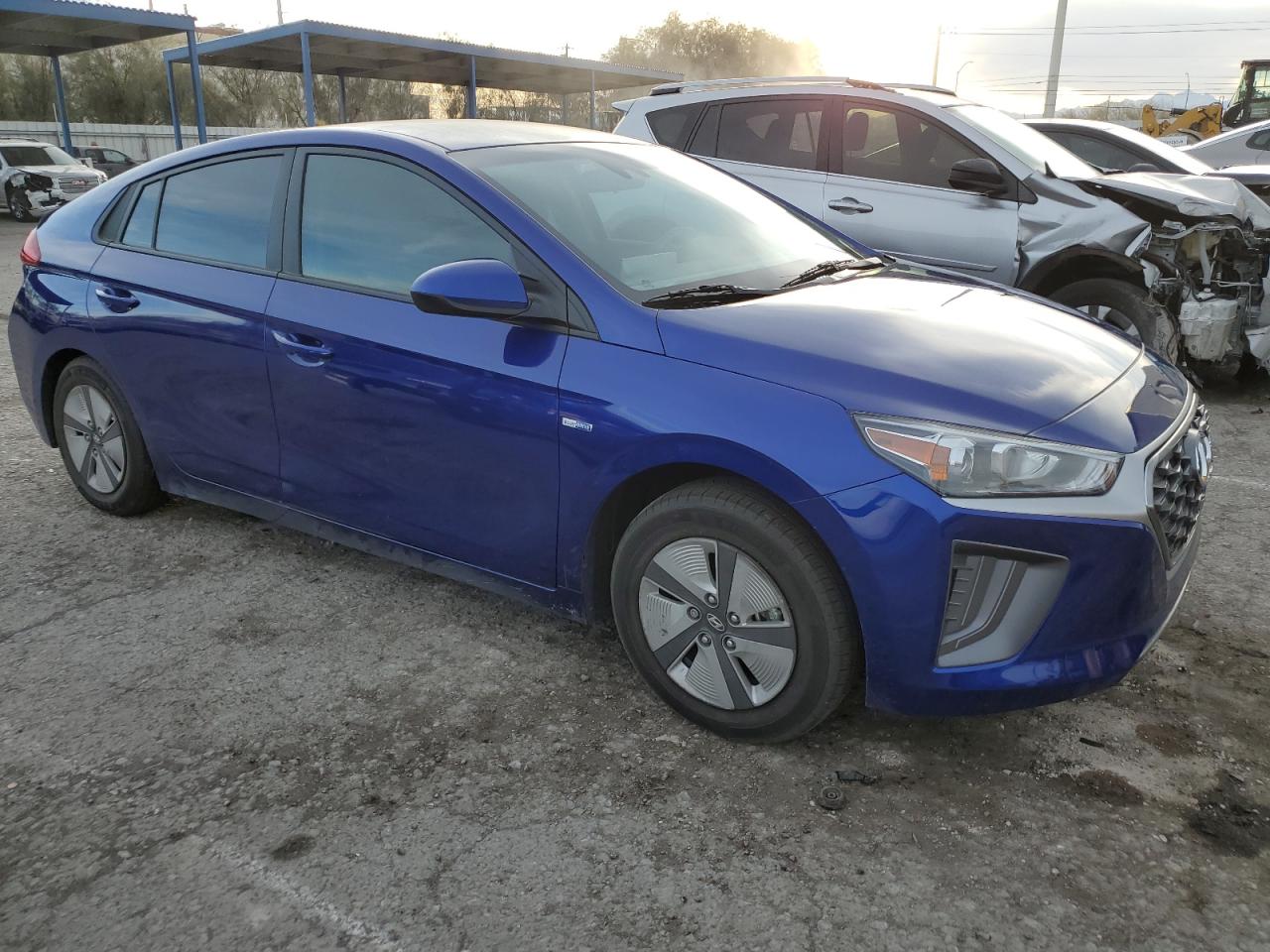 KMHC65LC0LU227499  hyundai ioniq 2020 IMG 3