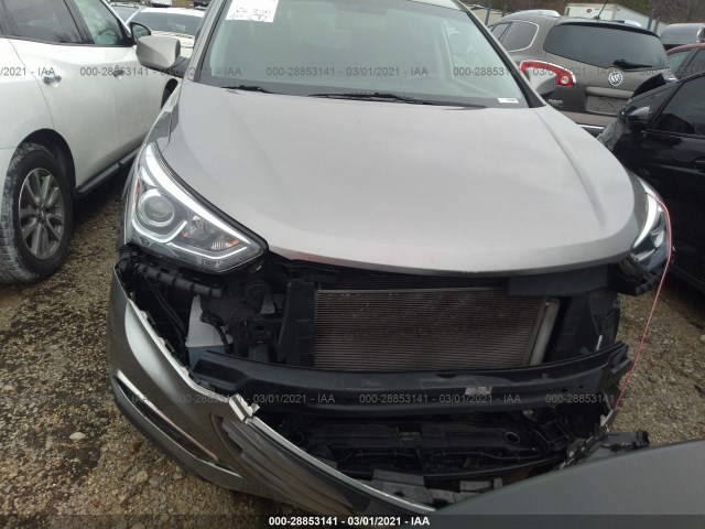 5NMZT3LBXHH022483  hyundai santa fe 2016 IMG 5